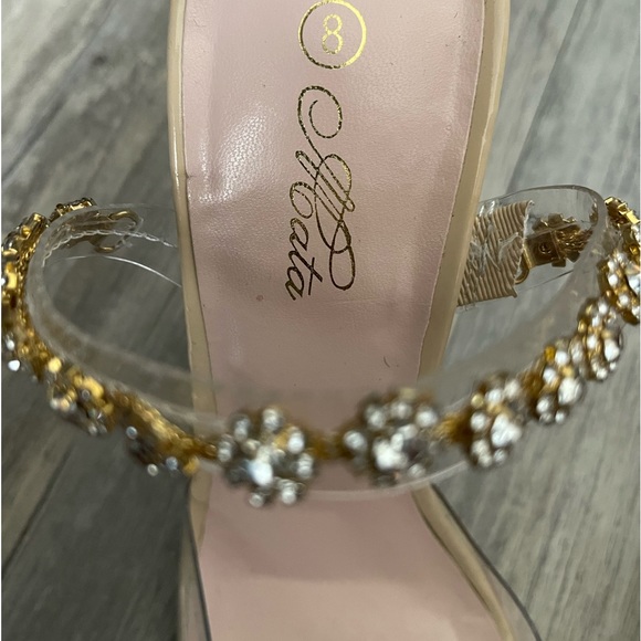 Sale!! 🔥🔥🔥 Mata Clear Pointed Toe Heels with Bling Strap Size 8 - Picture 5 of 6
